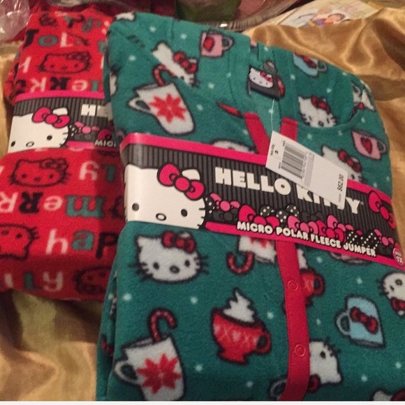 HELLO KITTY SLEEPWEAR - Picture 3 of 4